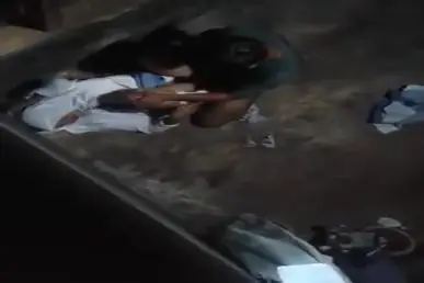 Bokep Mesum Anak SMK Ngewe Dirumah Kosong