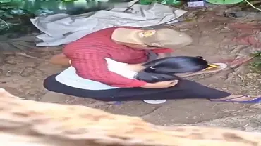 Bokep Indo Siswi SMA Digrepe Abang abang Dibelakang Sekolah poster