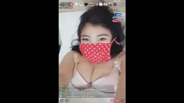 Live Show 204 Cewek Gendut Binal Colmek Memek Lebar Lumer WOT poster